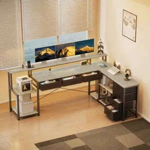 Escritorio Gaming en L 148cm con LED, 3 Enchufes AC, 2 Puertos USB, Cajones y Almacenamiento