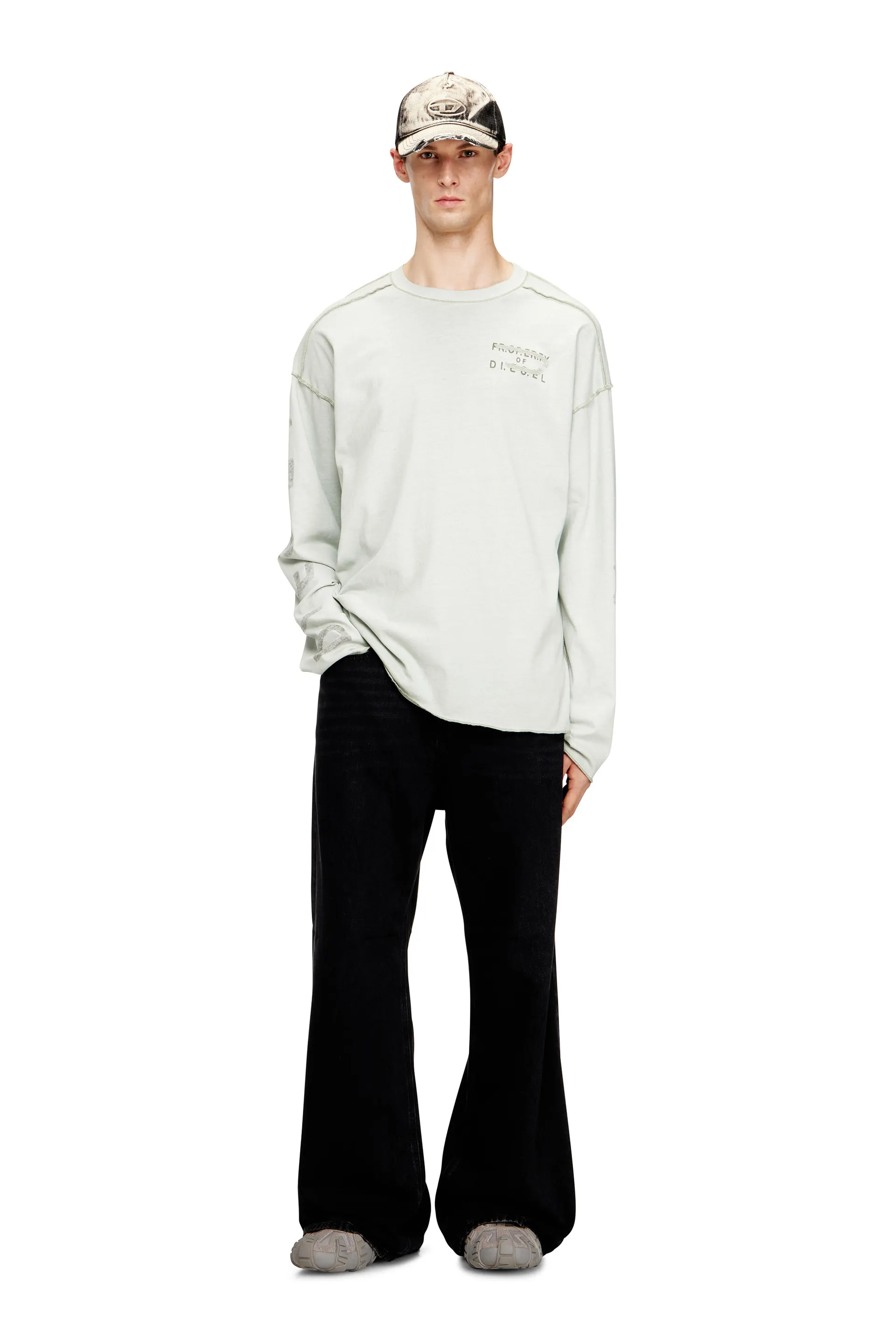 Relaxed long-sleeve T-shirt with printed sleeves