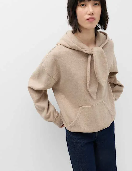 Bequemer Hoodie aus reiner Baumwolle mit Bindekragen