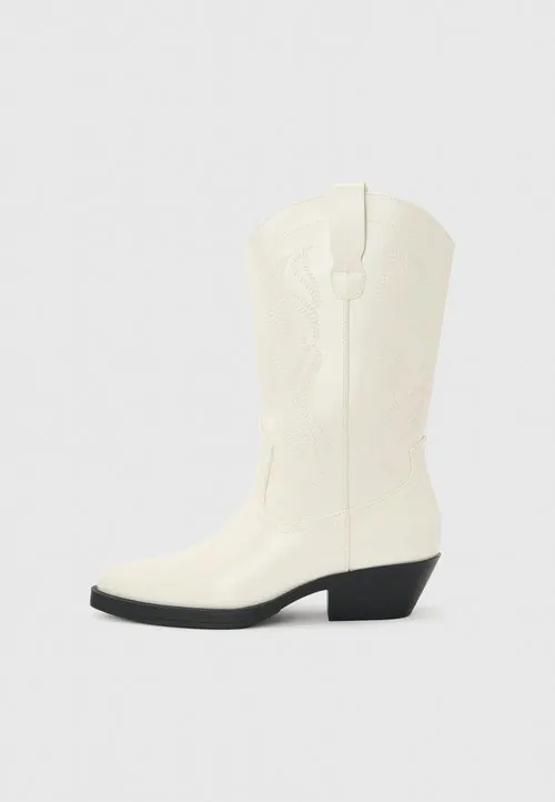 ONLBRONCO - Cowboystøvler - off white
