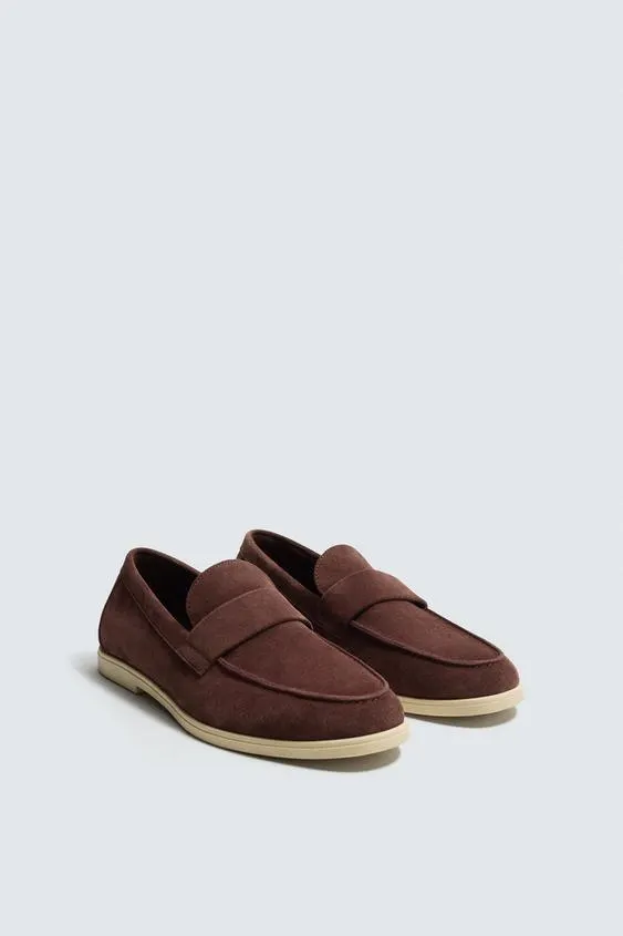 CASUAL LEATHER LOAFERS