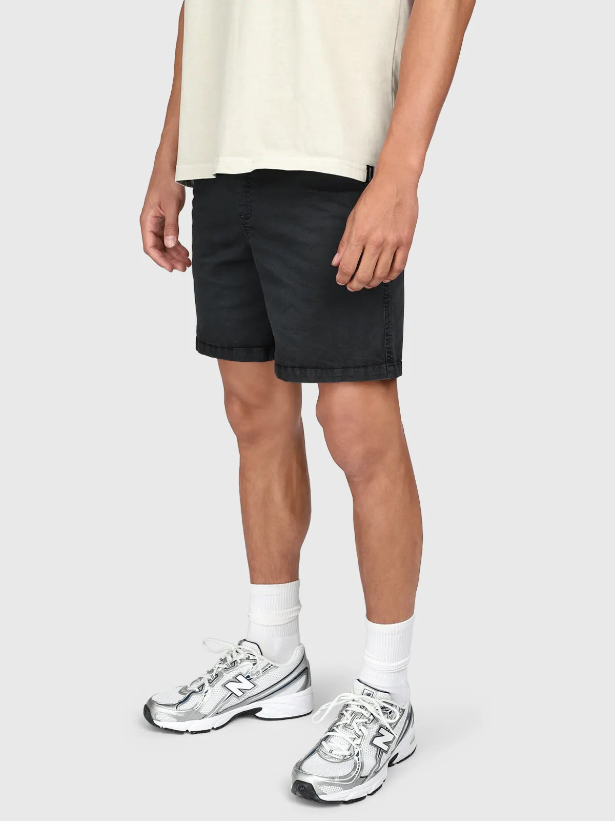 Alec Men Walk Shorts | Black