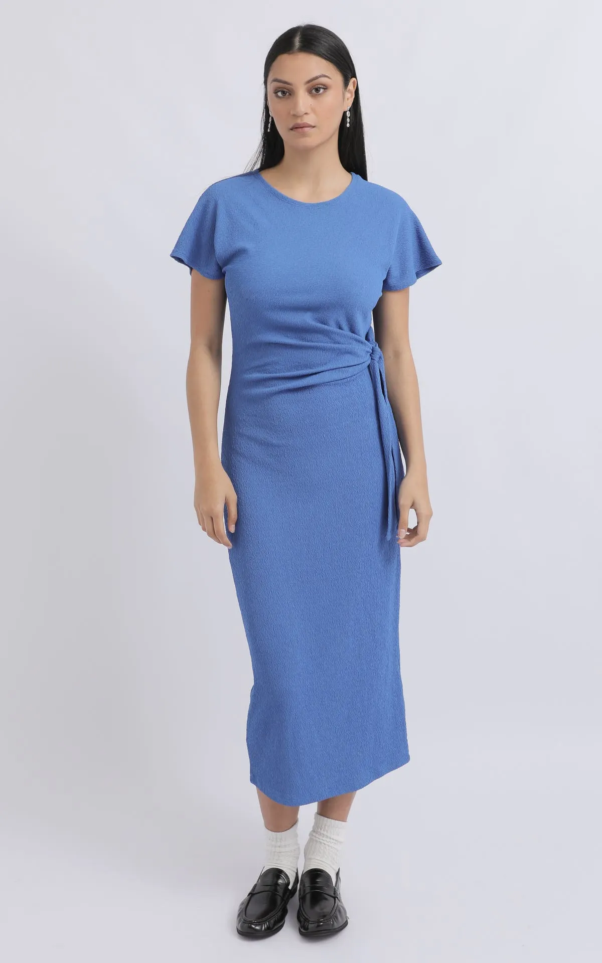Crinkle Knit Tie Waist Midi Dress