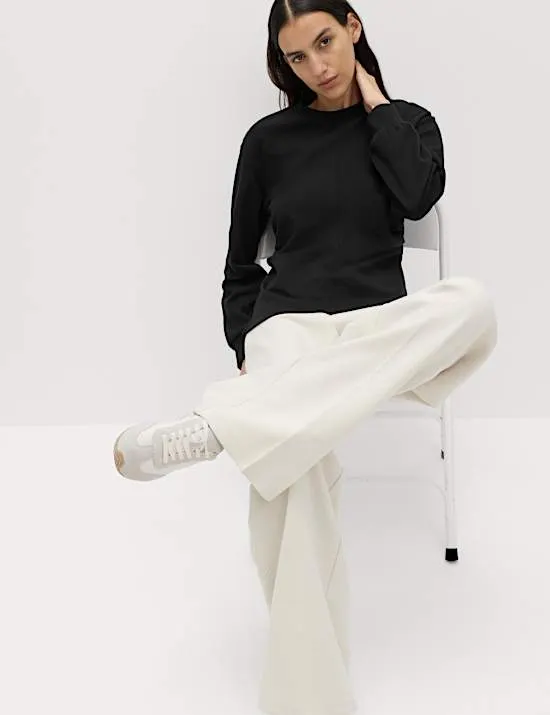 Tailliertes Sweatshirt aus Baumwollmischgewebe