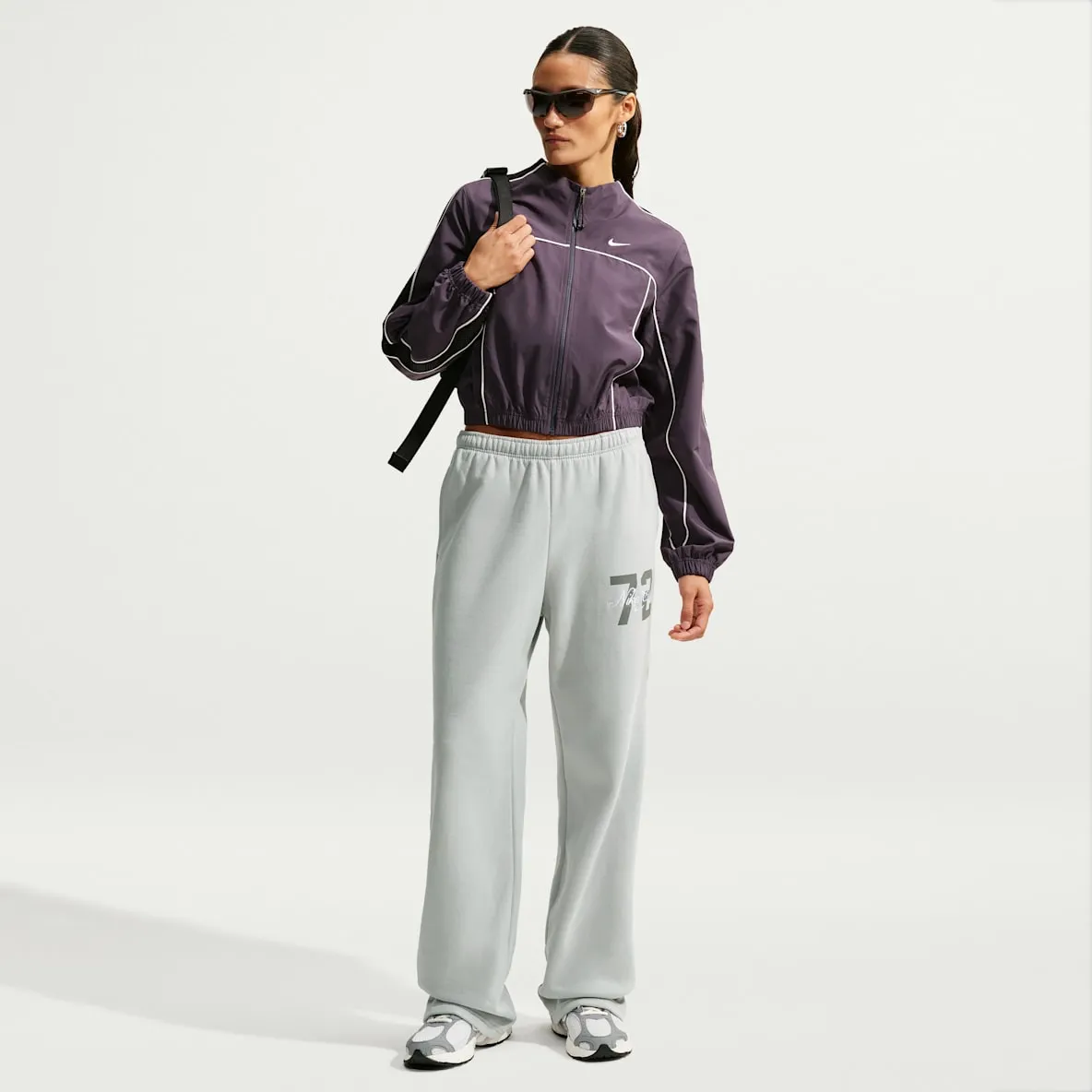 Mellomtykk Nike Studio Fleece