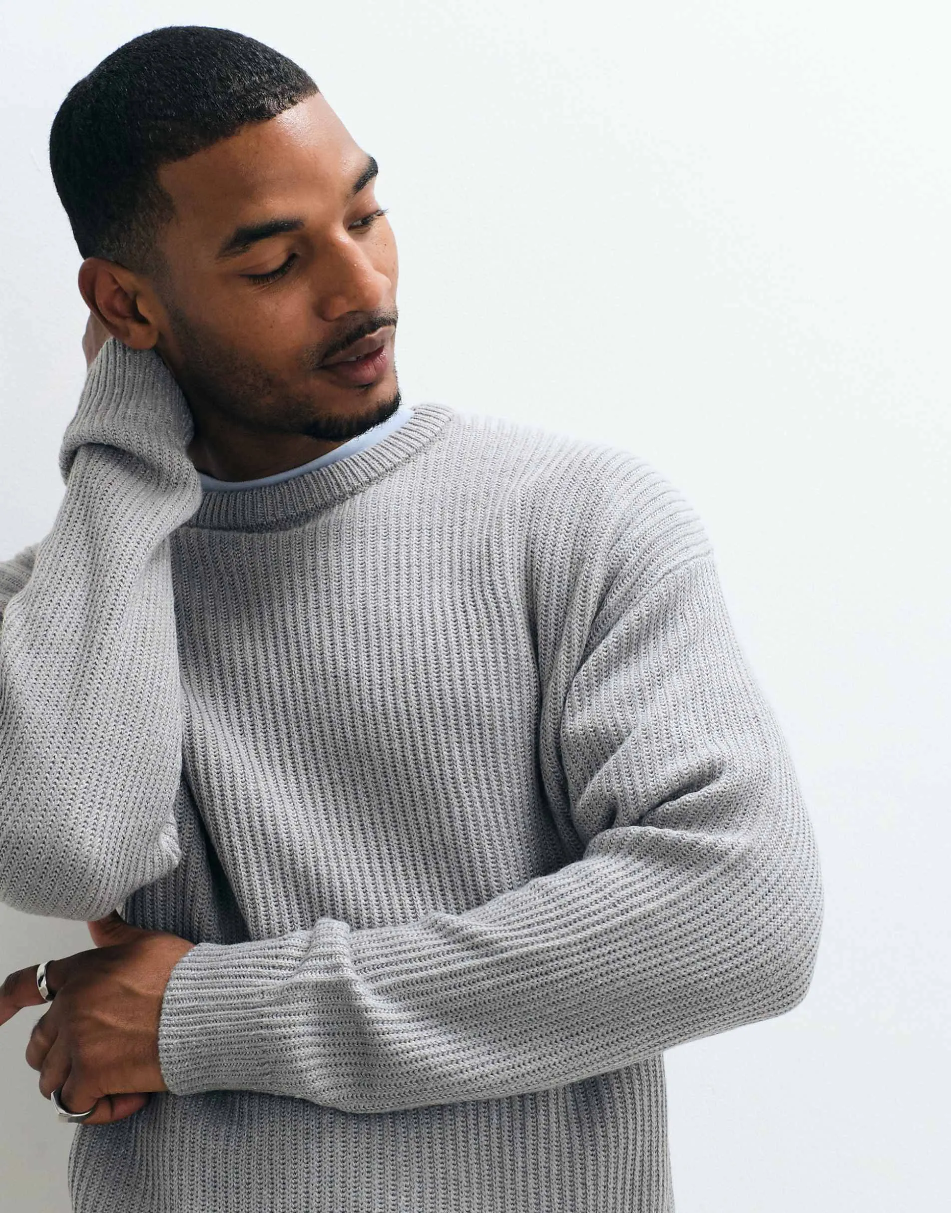 JJ Rebel crew neck structured jumper in light grey