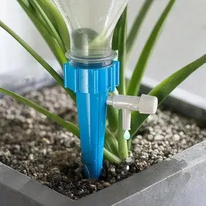 Set di 10 irrigatori automatici a punta – Irrigatori regolabili per piante da interno ed esterno, perfetti per piante grasse, erbe aromatiche e piante