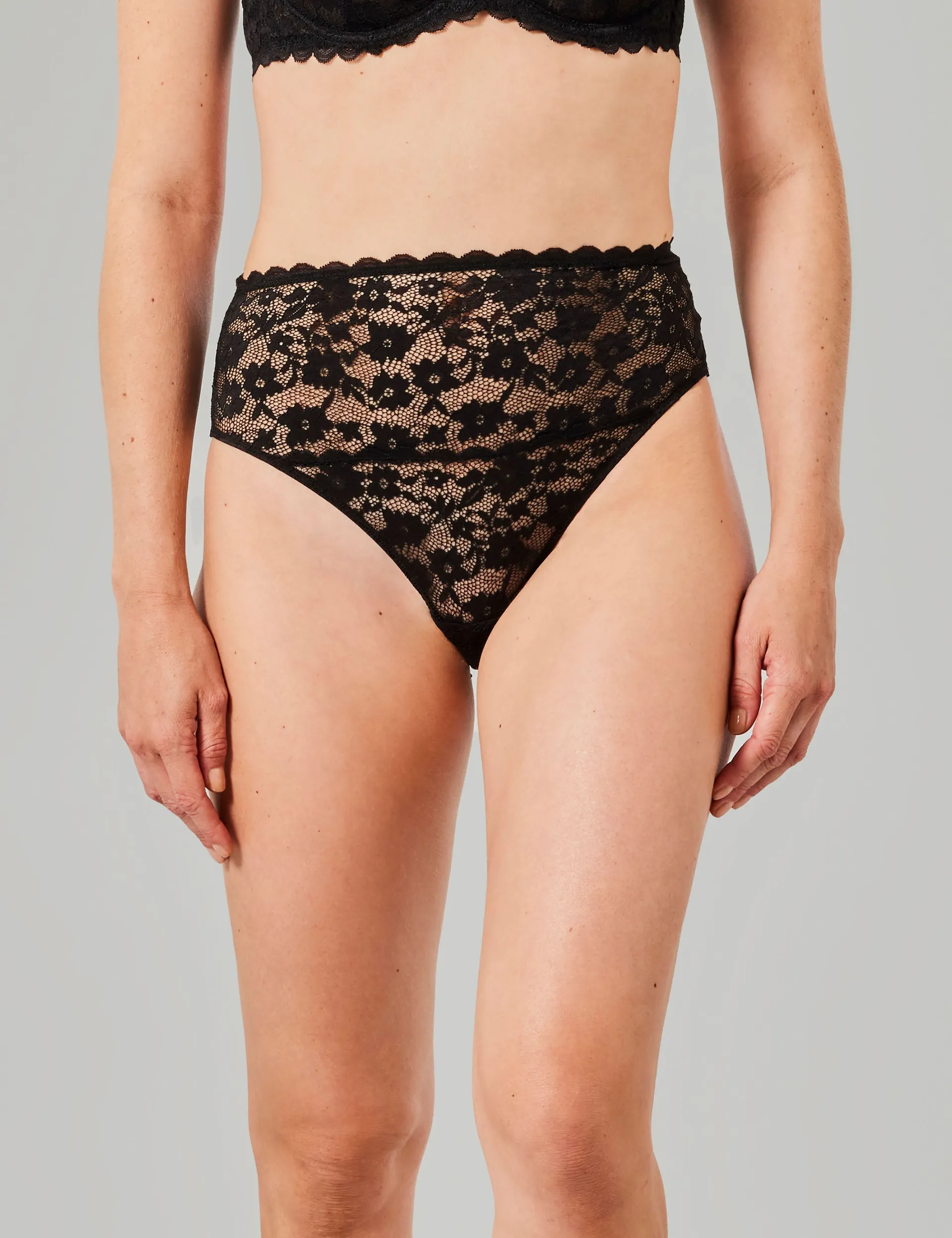 Madelon hoog uitgesneden brazilian slip zwart