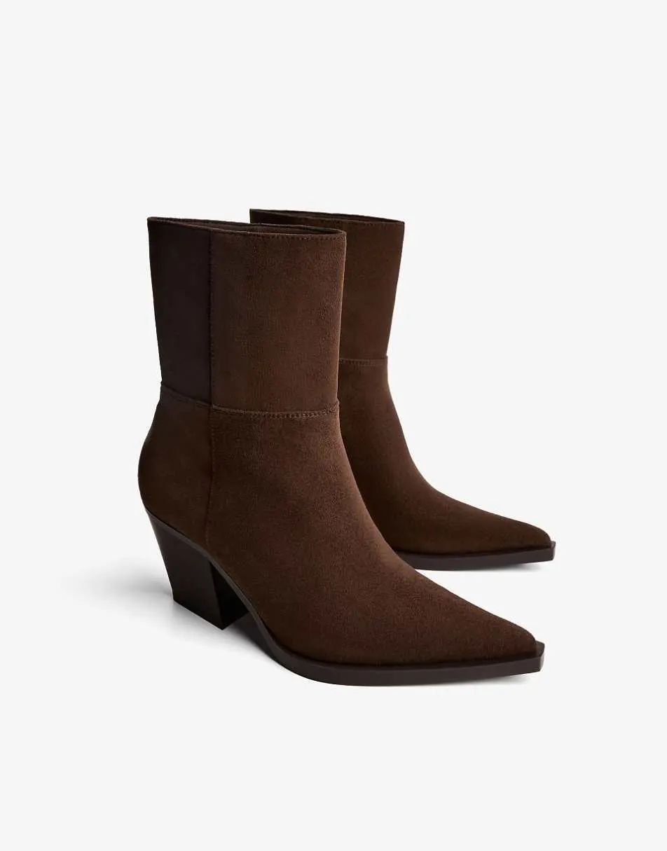 Bershka Heeled cowboy ankle boots in brown