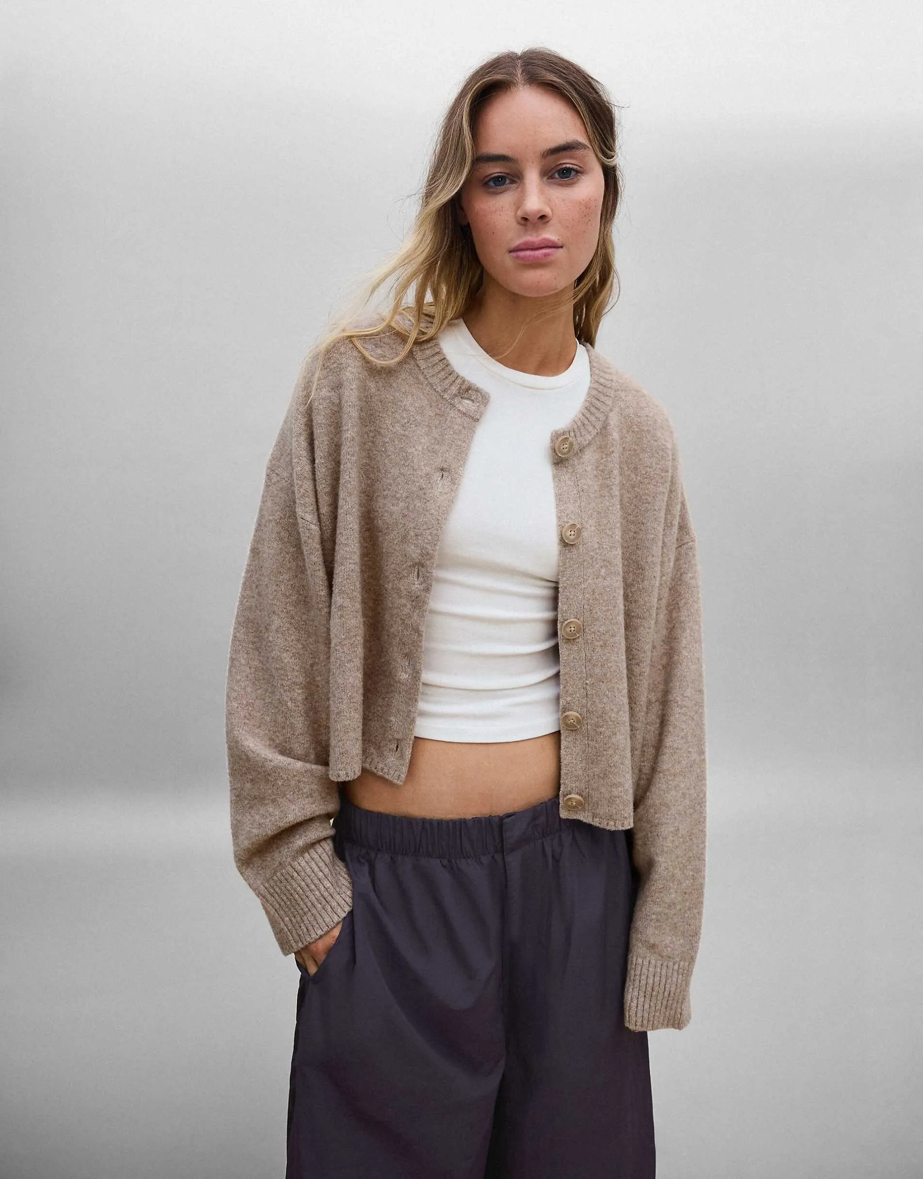 Bershka Round neck button-up knit cardigan in grey