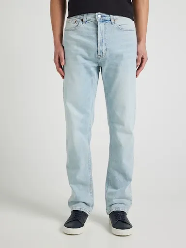 Calvin Klein Standard Straight Jean In Sand Dollar