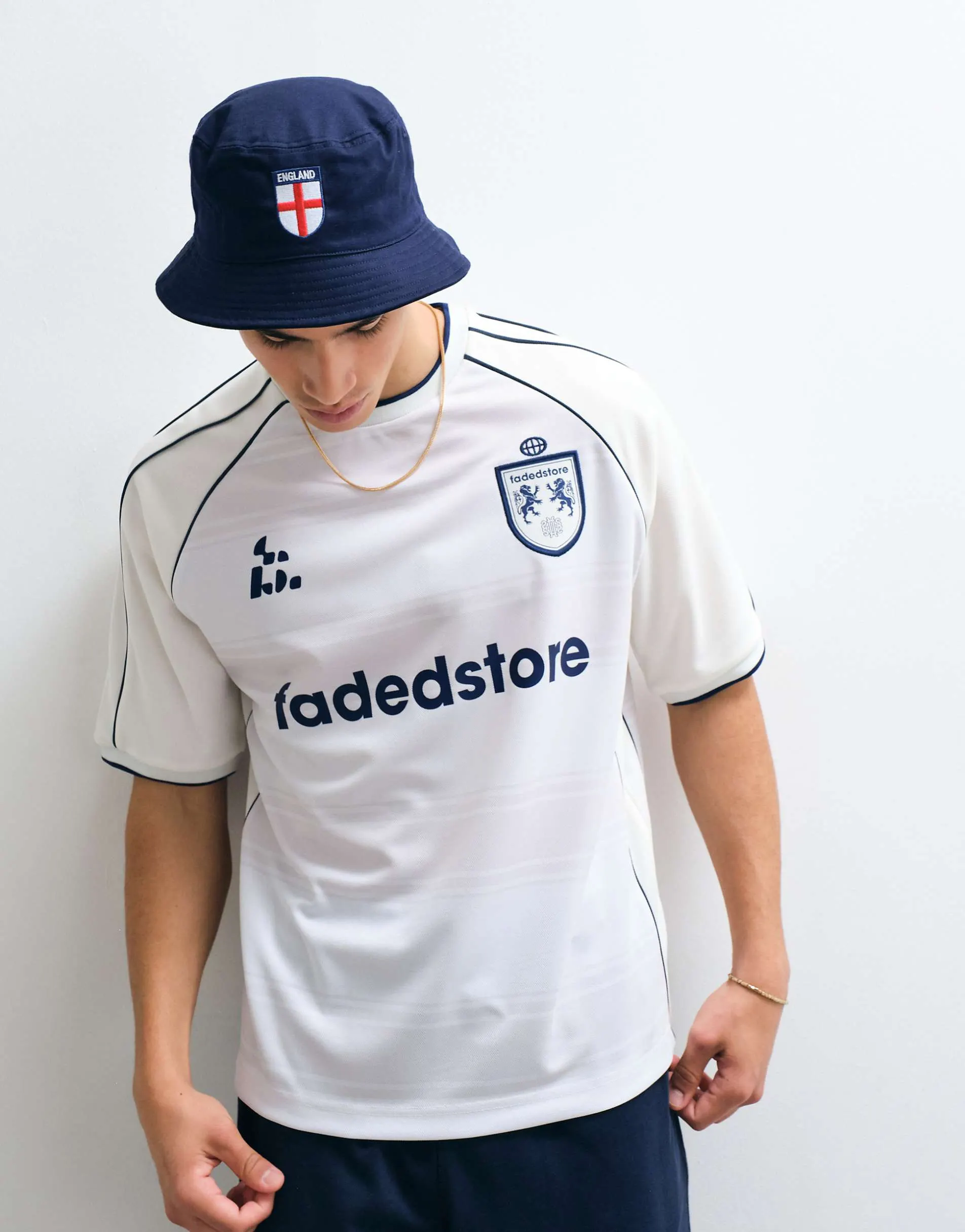 Jack & Jones England bucket hat in navy