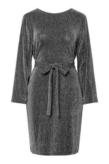 Vestido corto básico lazada