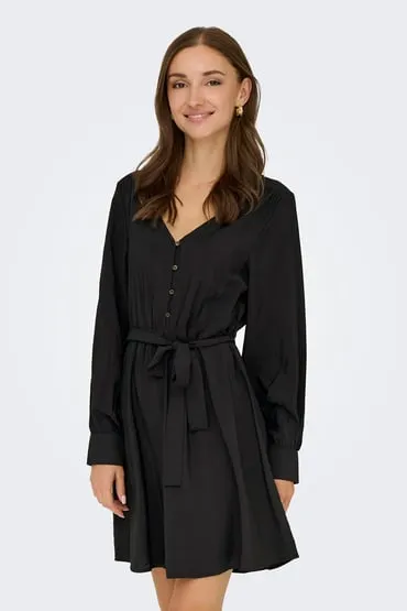 Vestido corto fluido