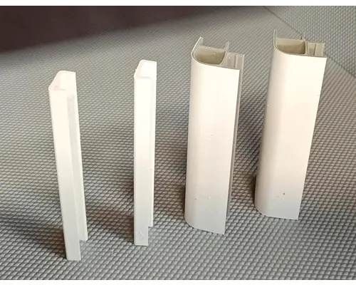 Elementy k podnoži bílé 124 mm set