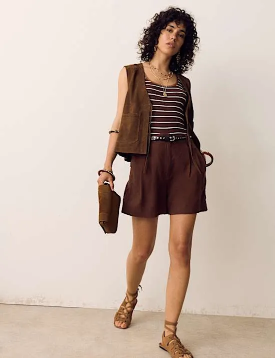 Shorts aus Leinenmischgewebe mit hohem Bund und Bundfalten vorne