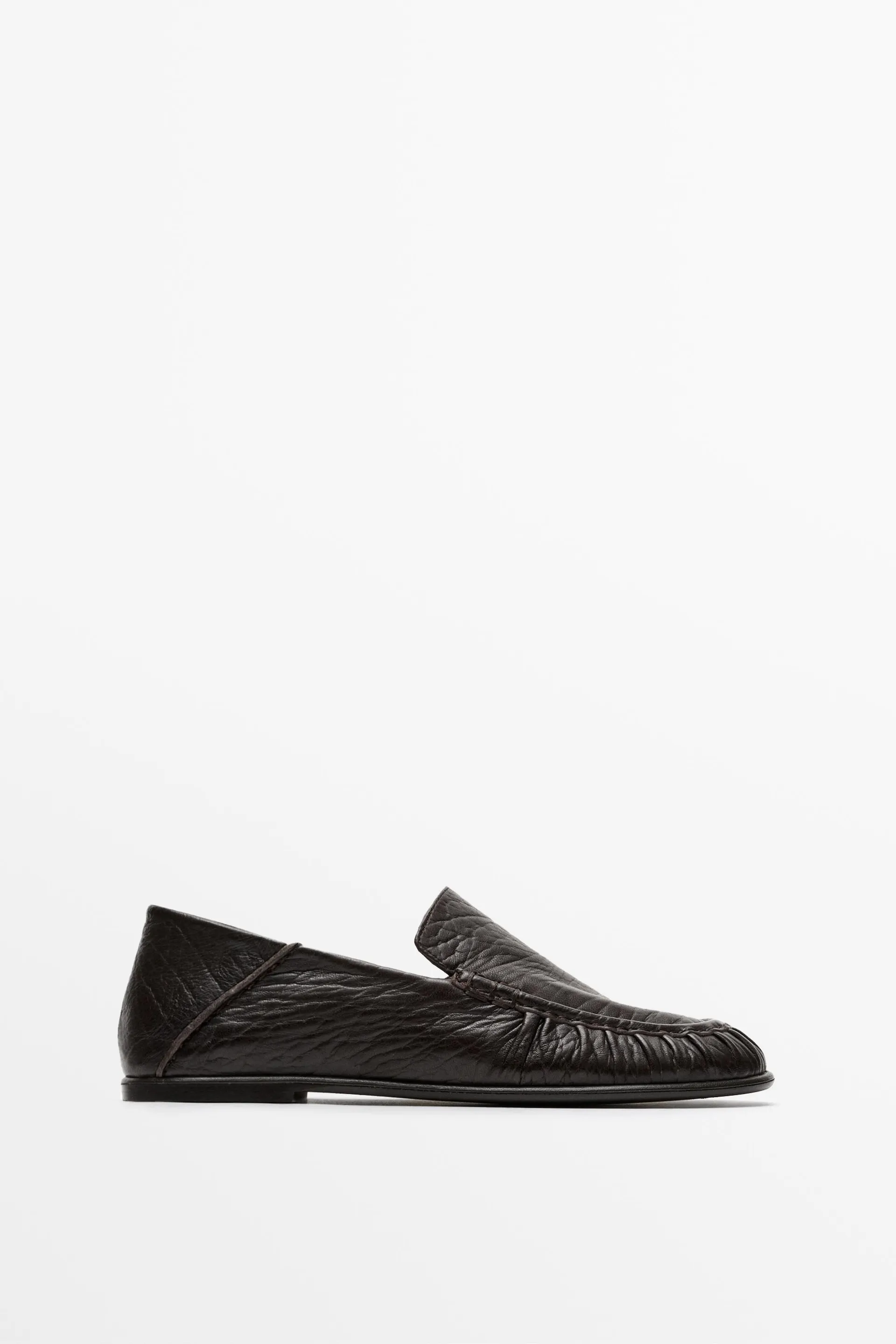Milled leather loafer