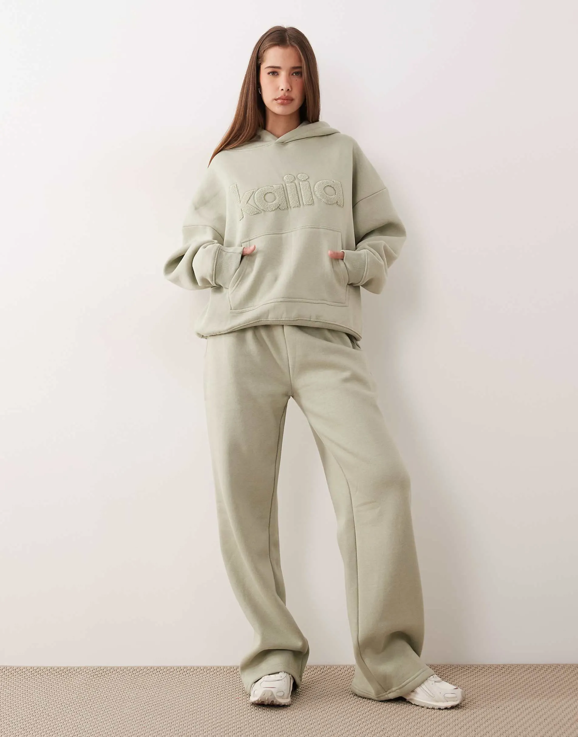 Kaiia cotton rich wide leg joggers co-ord in sage green
