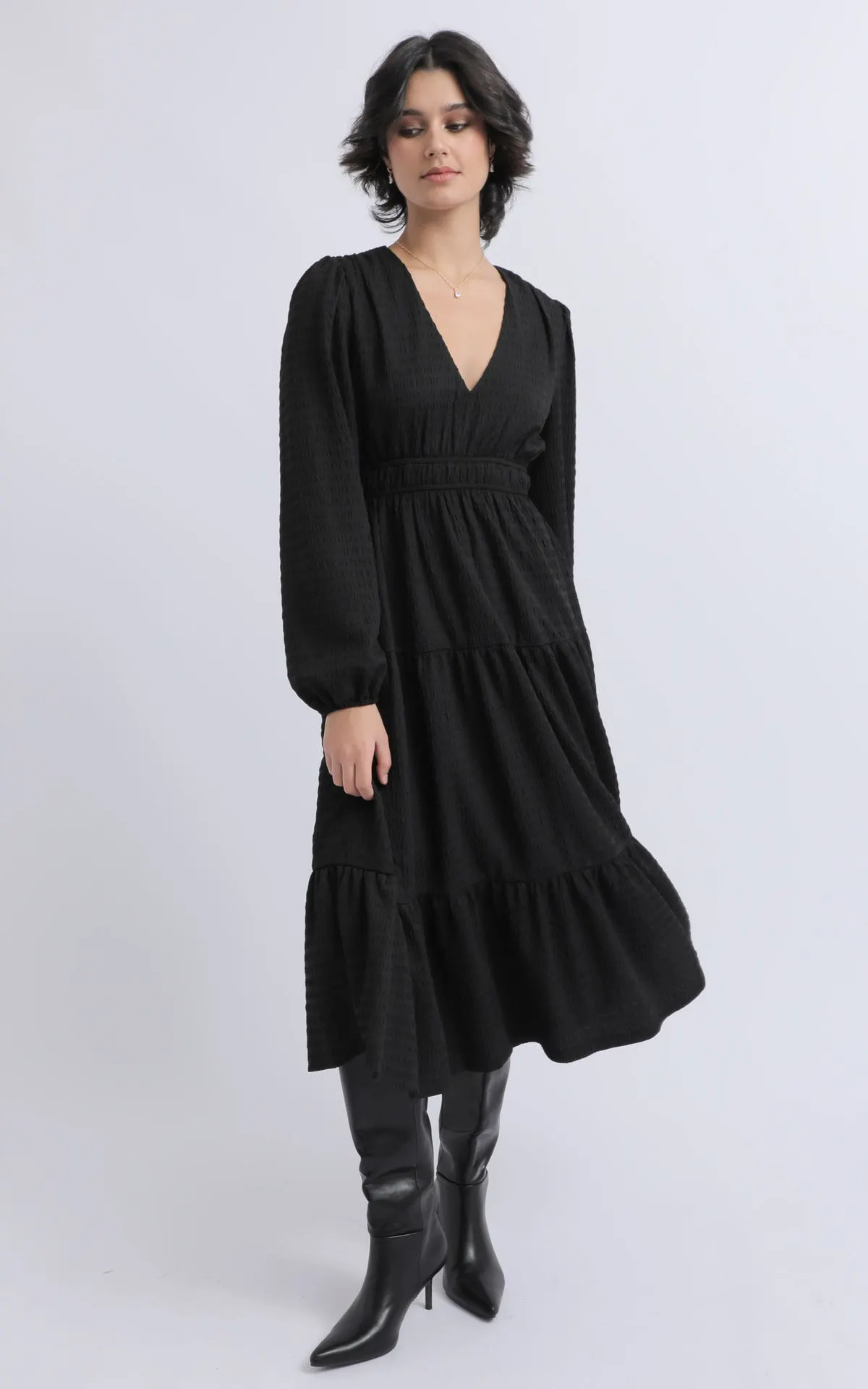 Crinkle Knit LS Tier Midi Dress