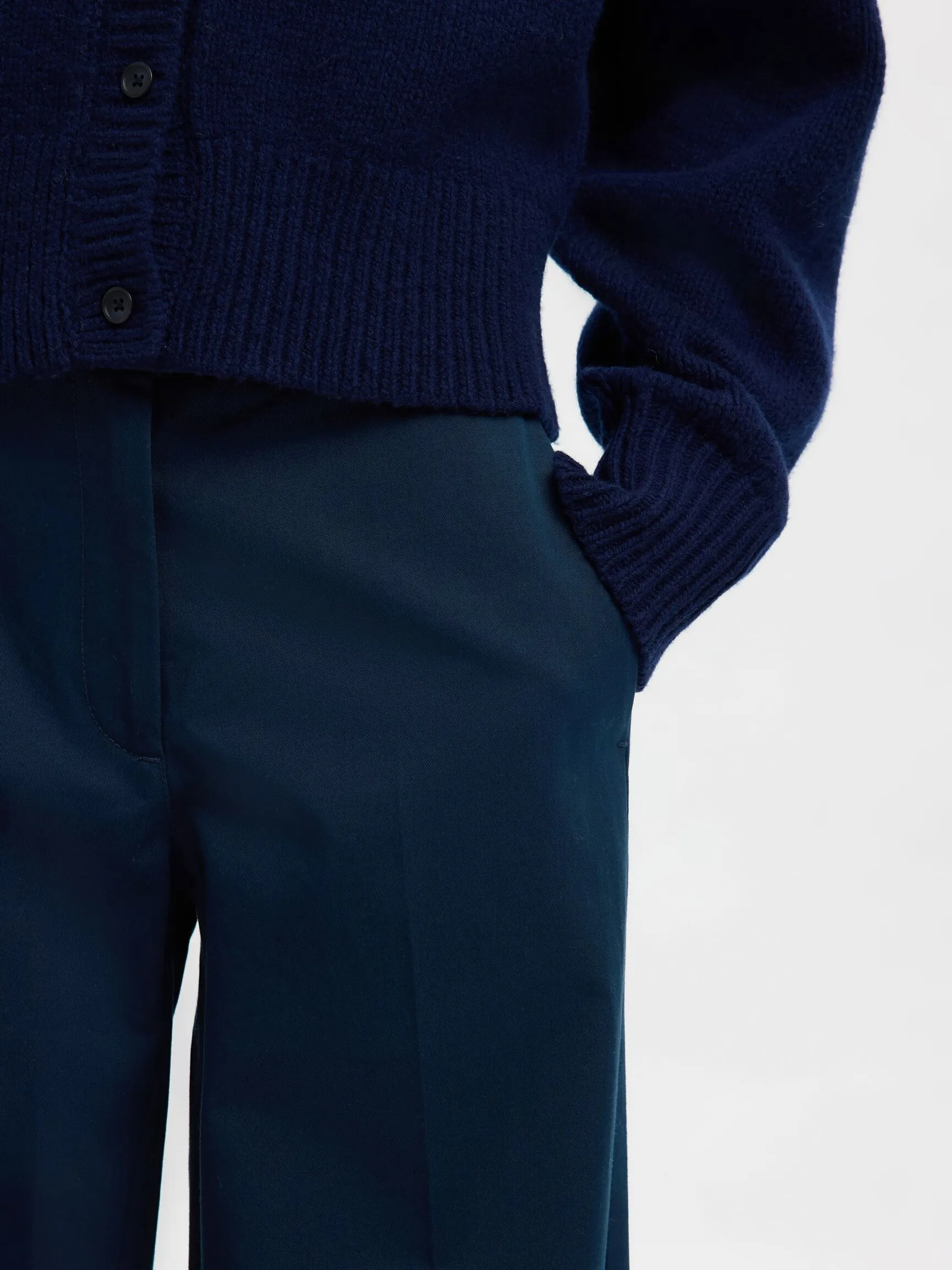 100 % BOMULL BUKSER MED VIDE BEN