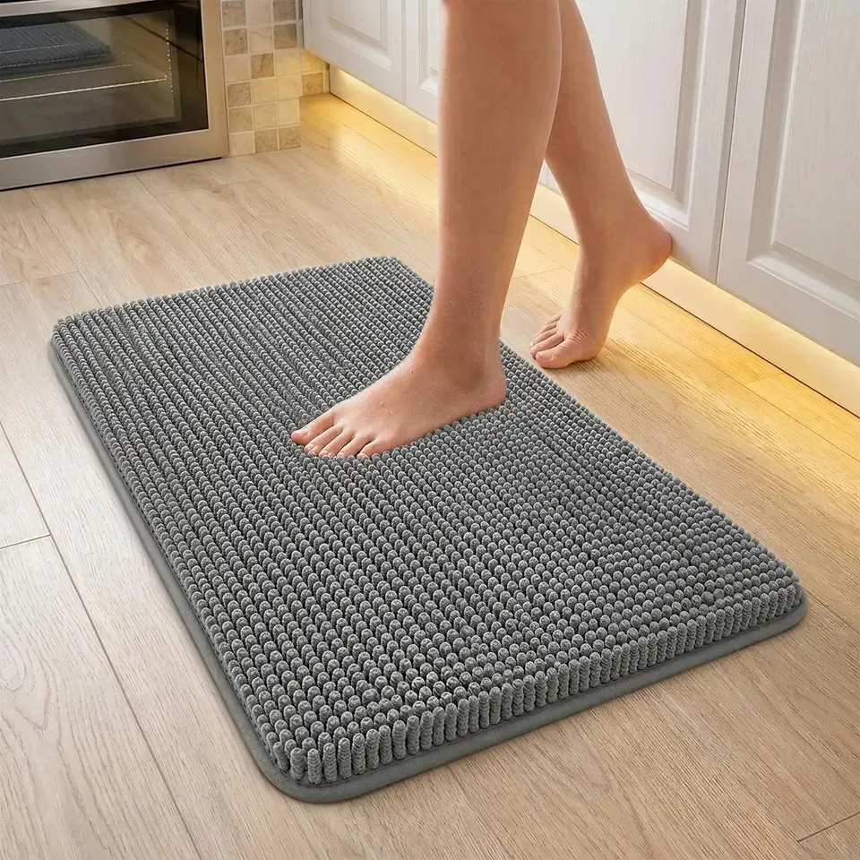 Utopia Home Bathroom Rug, Absorbent Chenille Bath Rugs, 17x24 Inch, Grey | Non-Slip Rubber Backing, Machine Washable, Quick Drying, Soft Microfiber Bathroom Floor Mat