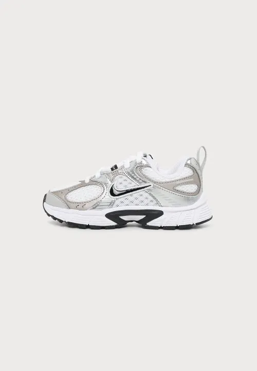NIKE V5 RNR LACE BP - Joggesko - white/black/vast grey/college grey/metallic silver/white