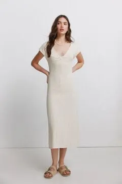 Vestido bordado nudo escote