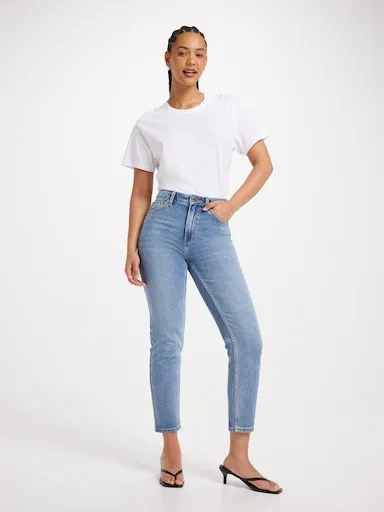 ONLY Emily High Straight Ankle Jean In Medium Blue