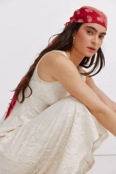 Vestido tirantes bordado flor