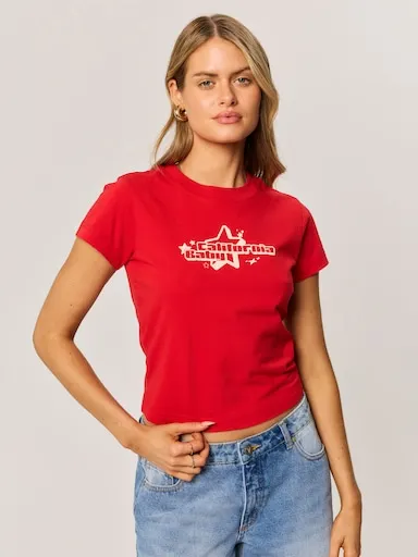RES X ABRAND Baby Tee California Baby In Red