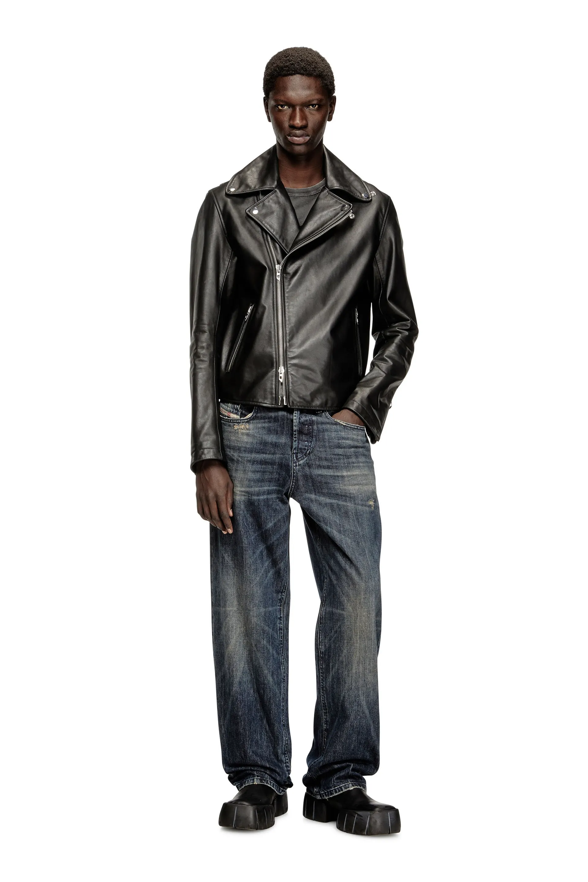 Biker jacket in waxed leather
