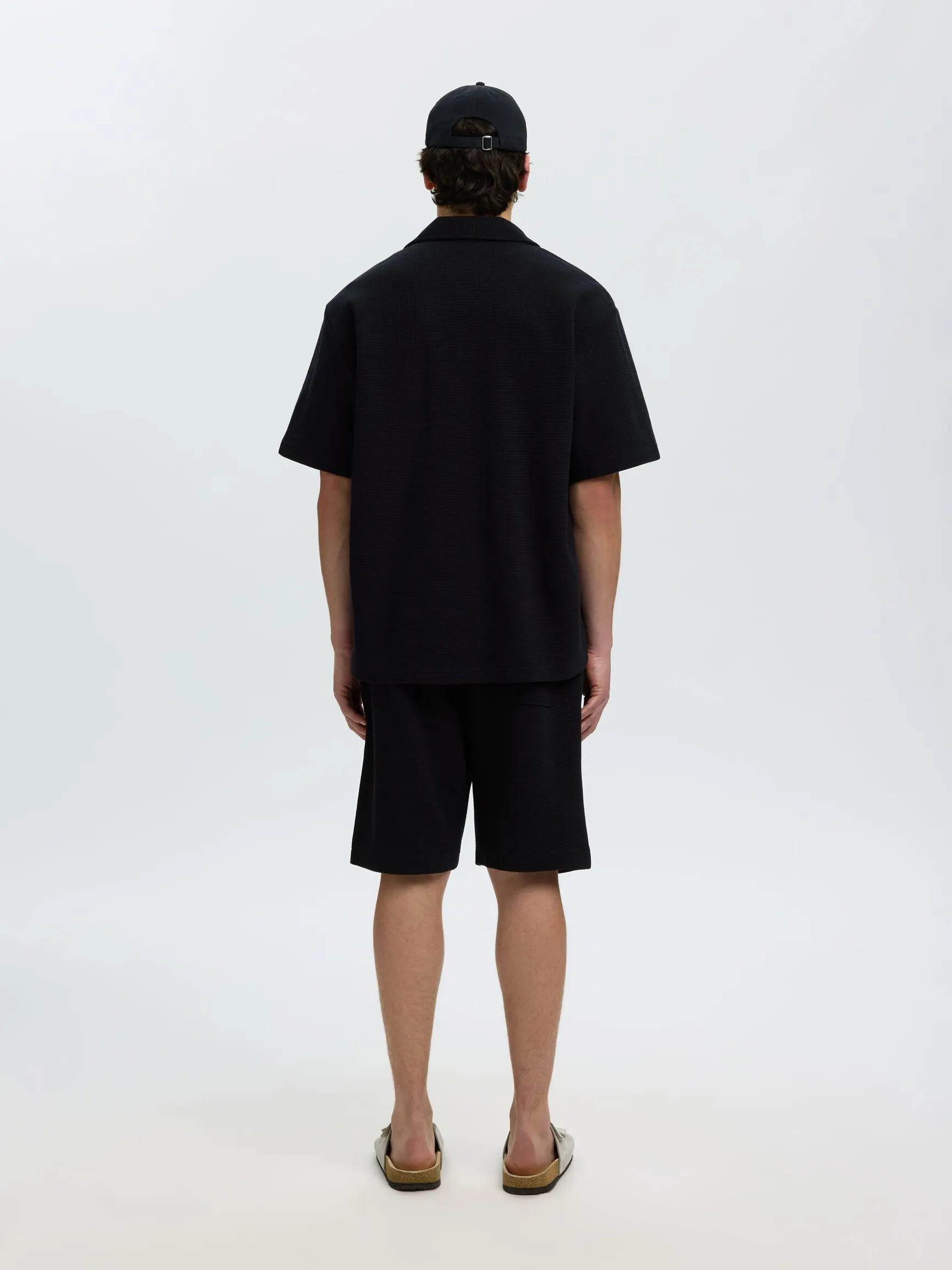 RELAXED FIT SKJORTEJAKKE