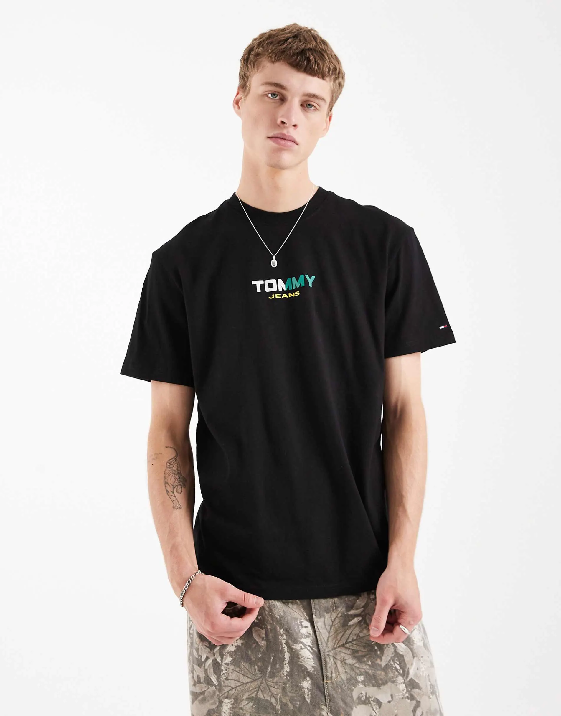 Tommy Jeans backprint relaxed fit t-shirt in black
