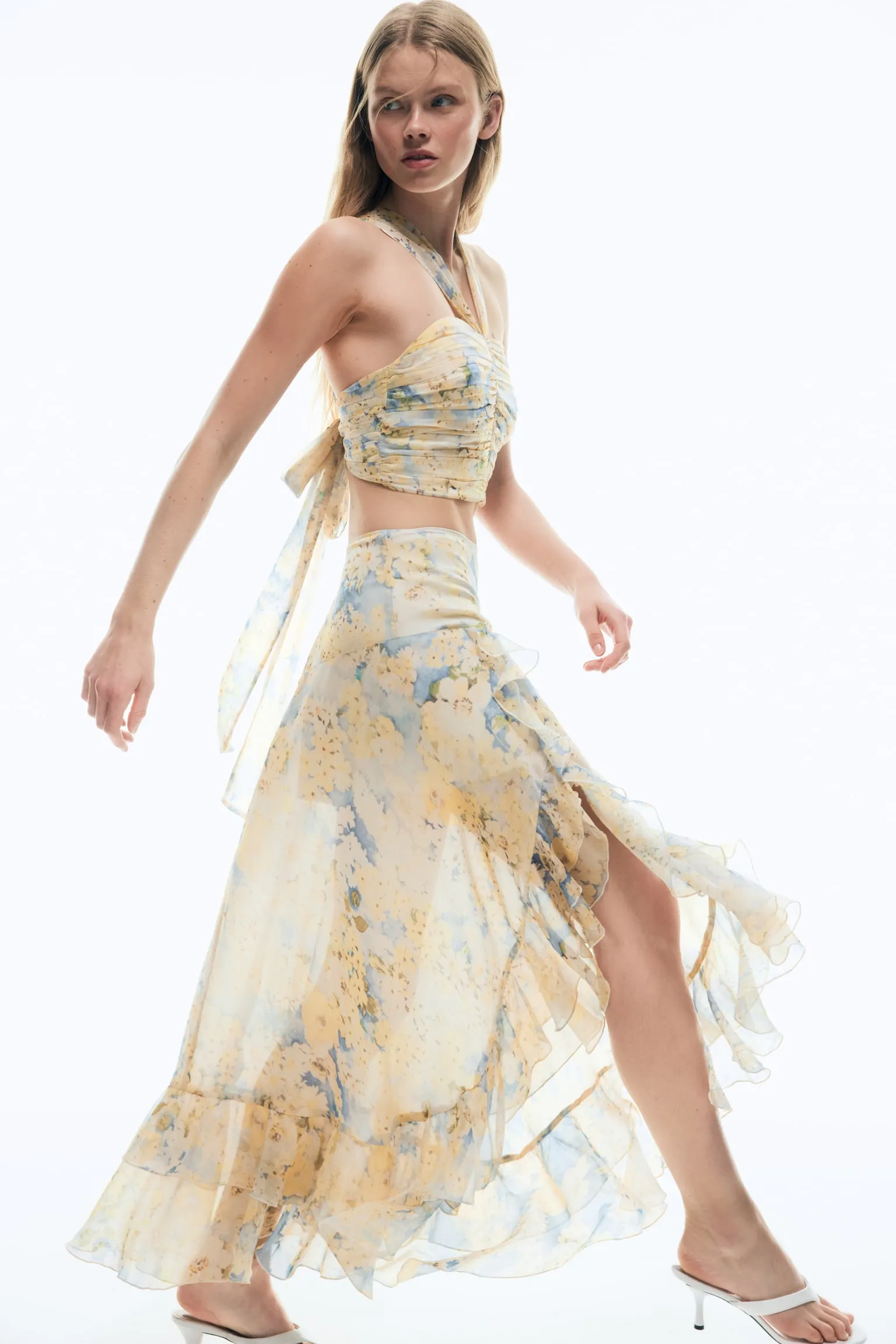 Flounce-trimmed skirt