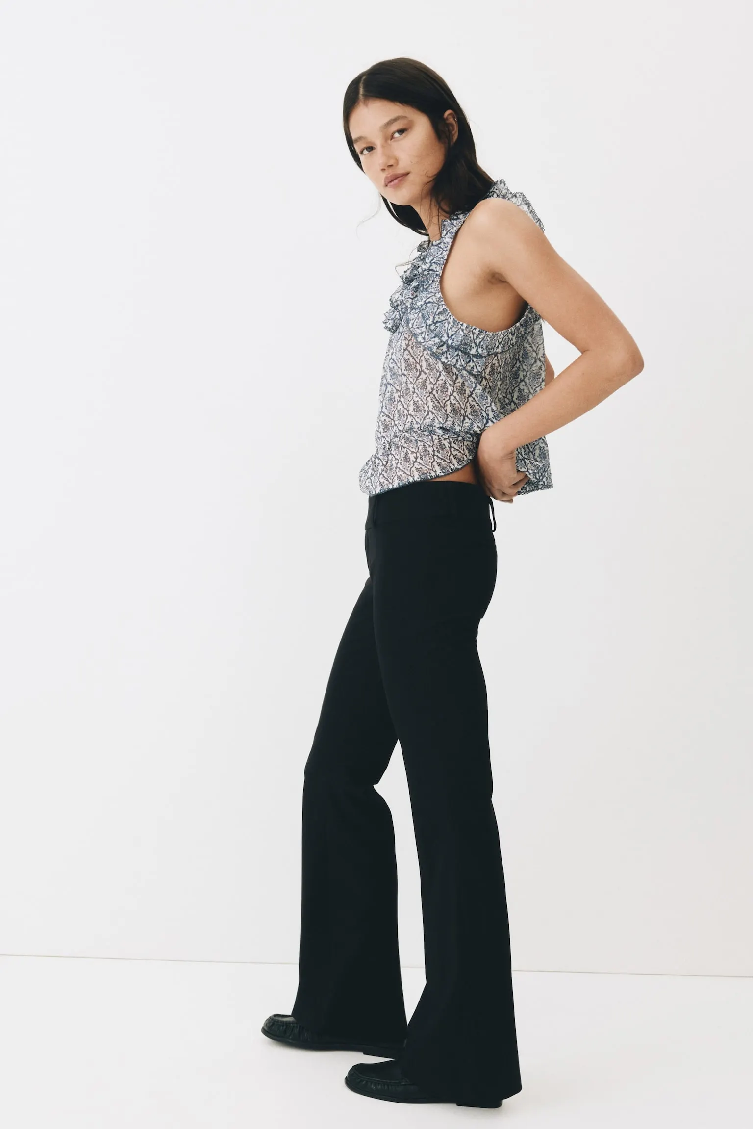 Pantalón sastre acampanado