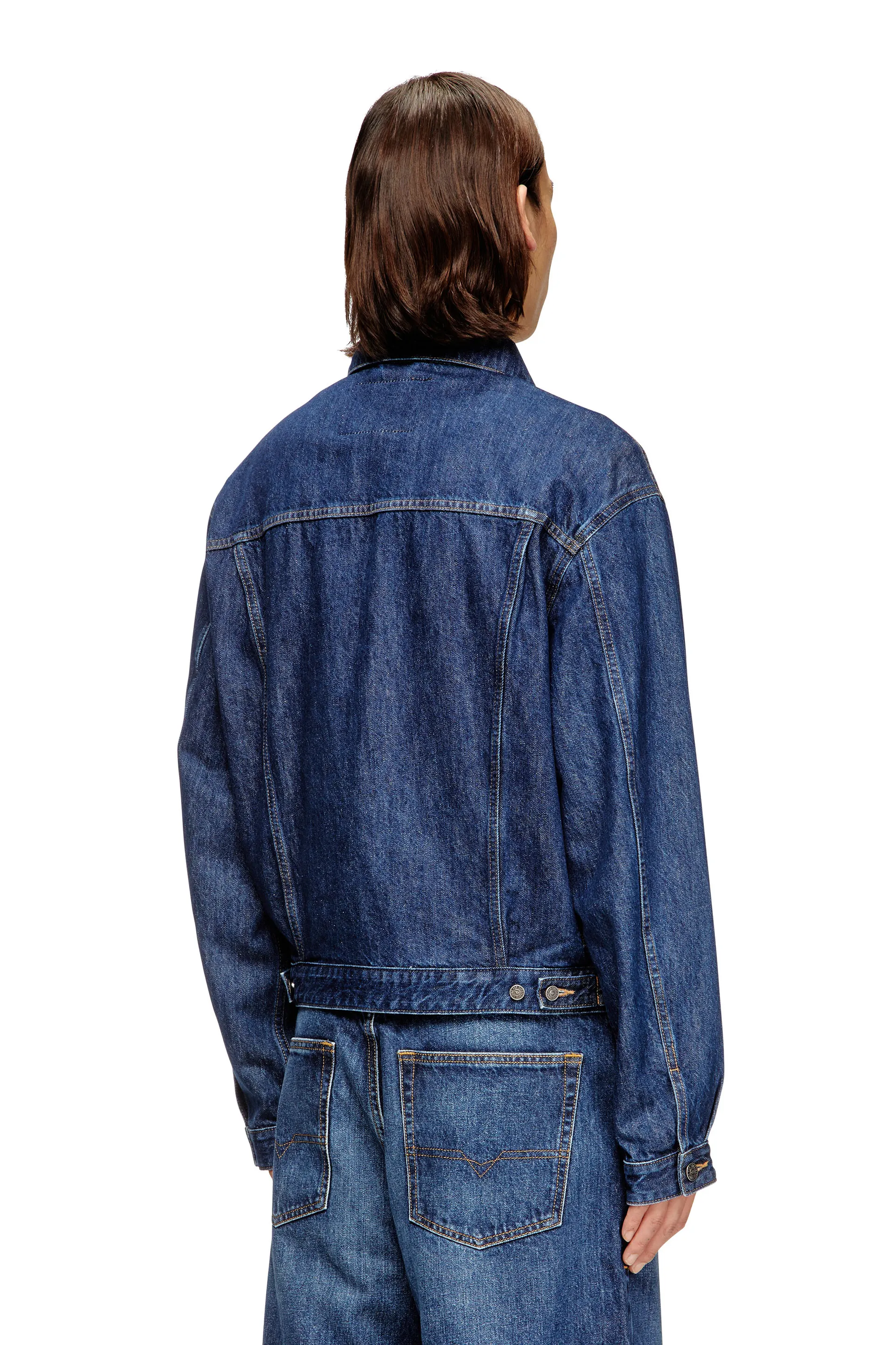 Trucker jacket in denim
