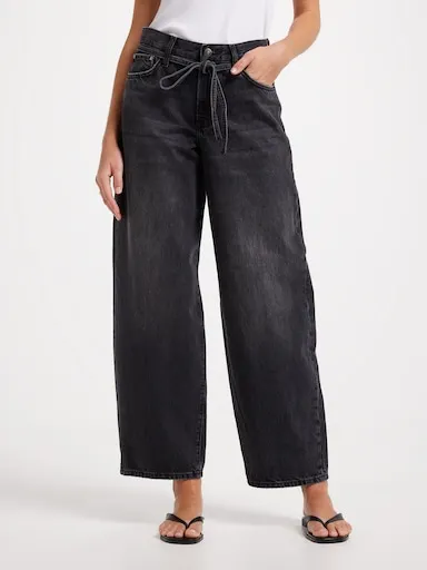 ONLY Gianna Mid Straight Jean In Washed Black