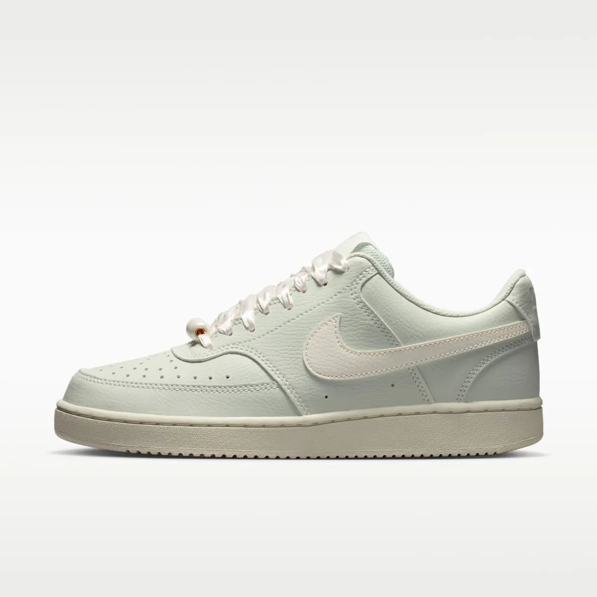 Nike Court Vision Low