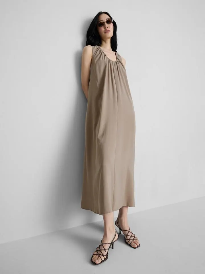 Robe longue trapèze The Edit