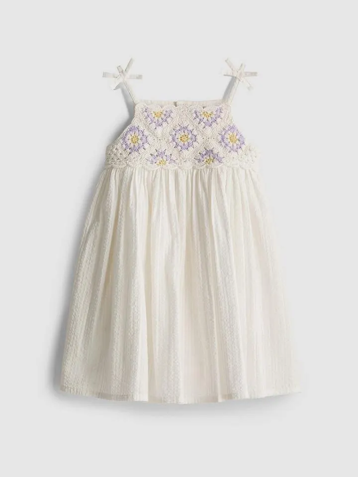 0–18 mois | Robe à smock en crochet nouveau-né