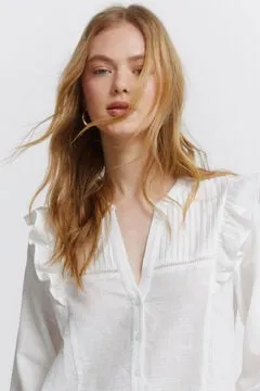 Blusa volumen y volantes