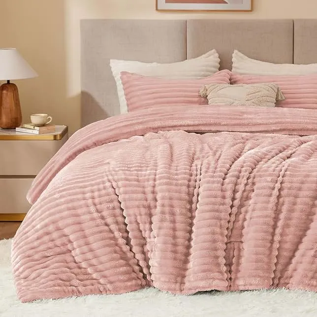 BEDELITE Fleece Queen Comforter Set, Fluffy Bed Set, Dusty Pink | Super Soft & Warm Bedding, Luxury Fuzzy Faux Fur Comforter for Winter, Heavy Plush Bedding, with 2 Pillowcases