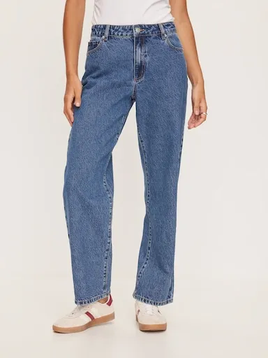 Charli Low Rise Jeans