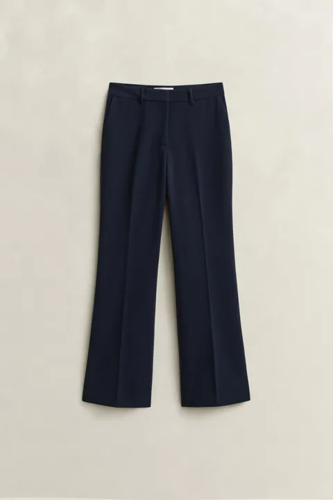Slim fit flared slacks