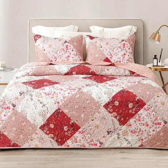 Whale Flotilla Reversible Patchwork Quilts Twin Size, Lightweight Boho Printed Bedspreads Coverlets Quilt Bedding Set with 1 Pillow Sham for All Seasons, Red
