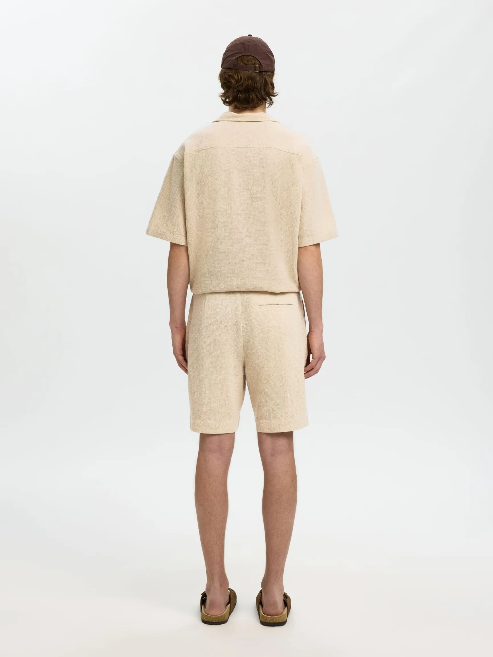 REGULAR FIT SHORTS