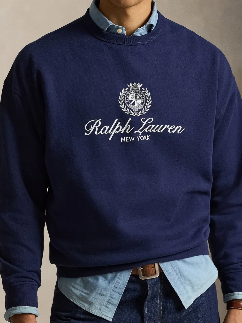 GRAPHIC SWEATSHIRT