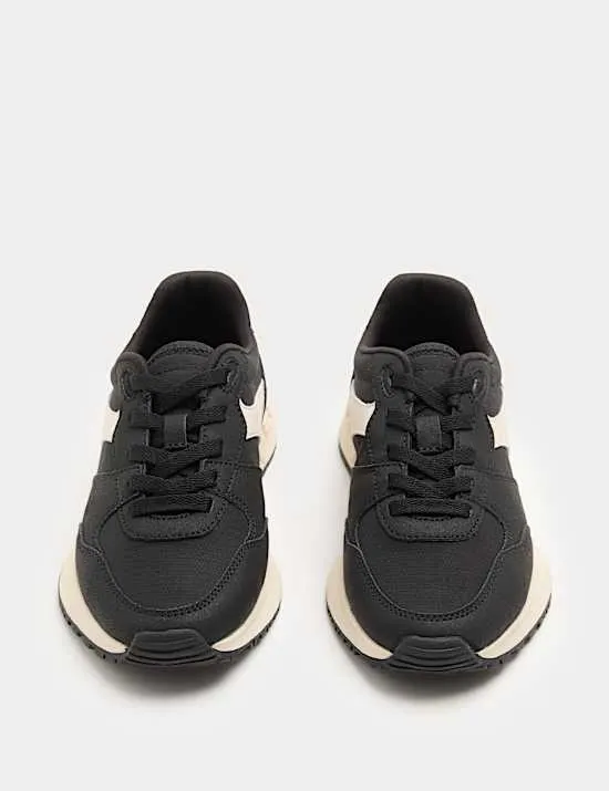 Ultraelastische Turnschuhe für Kinder zum Schnüren (20,5–40,5)