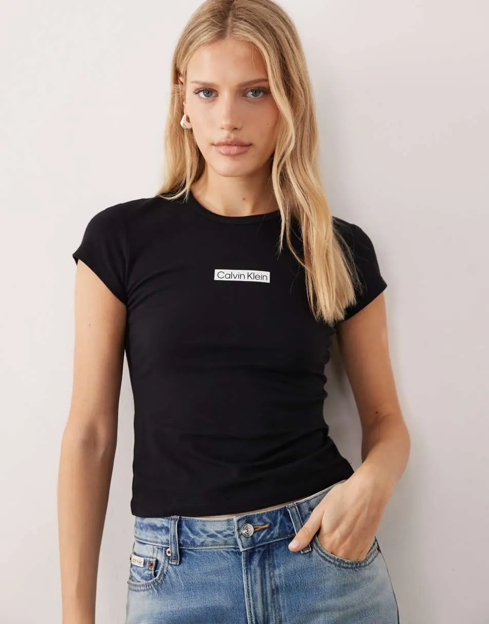 Calvin Klein Jeans institutional baby tee in black