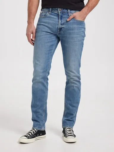 Calvin Klein Slim In Tinted Ck Stone